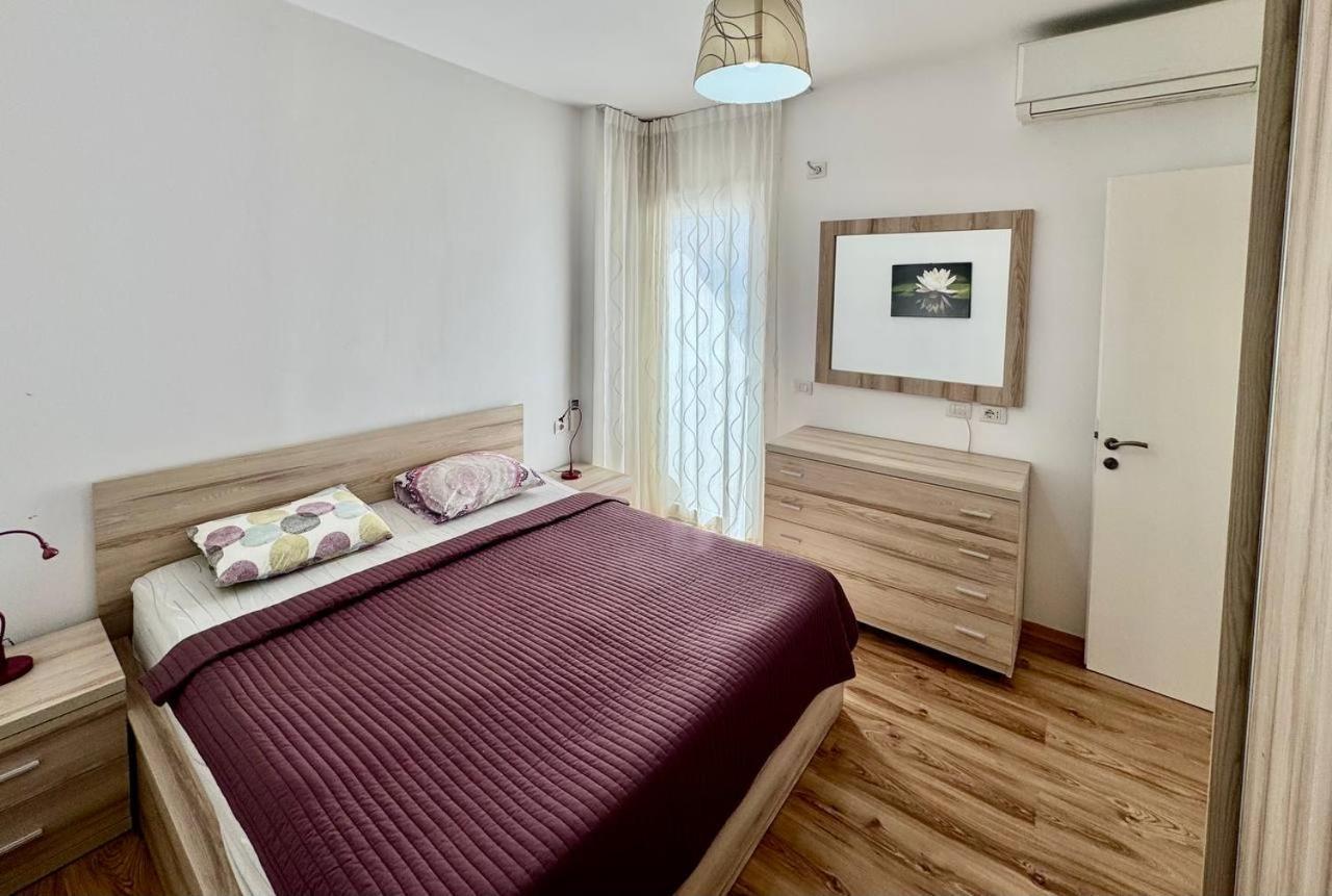 White Sea View Residence Sarande Exterior photo